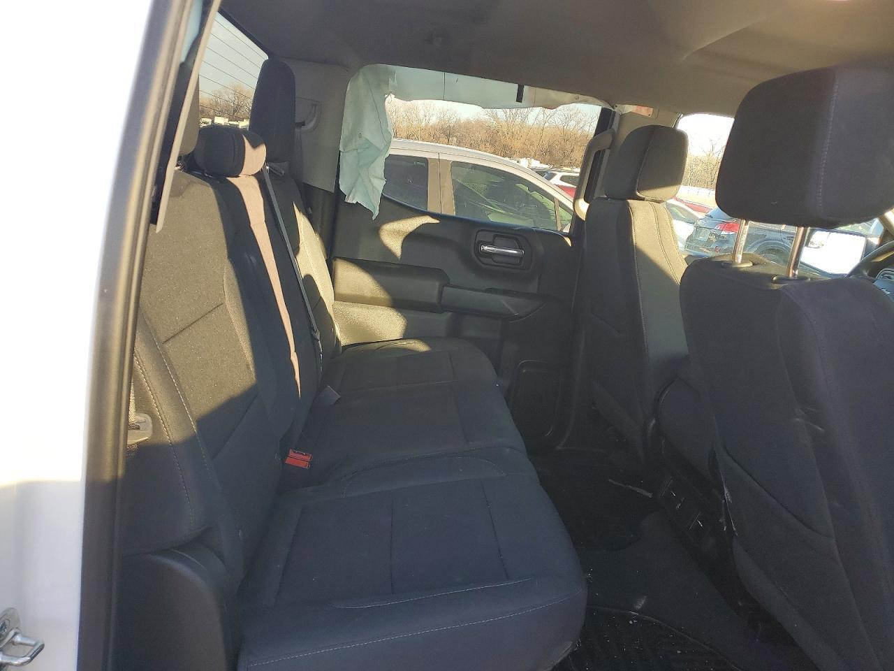 2025 CHEVROLET Silverado
