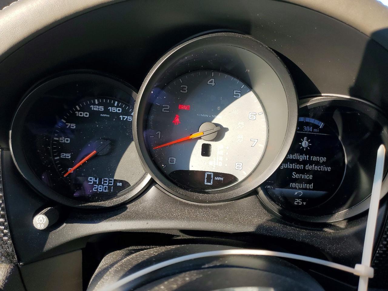 2015 PORSCHE Macan