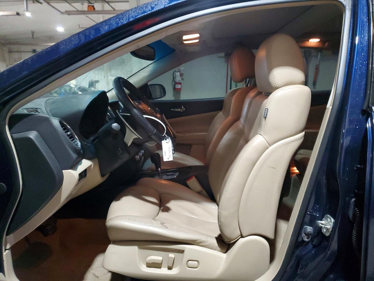 2013 NISSAN Maxima