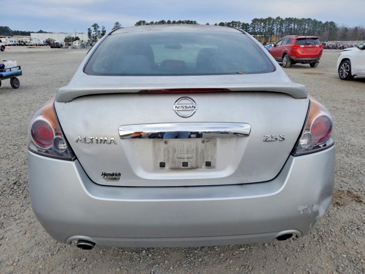 2011 NISSAN ALTIMA