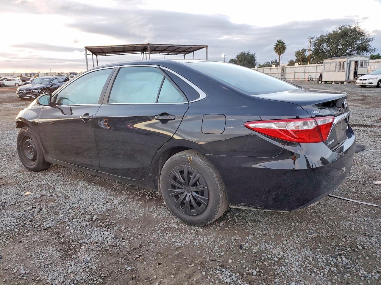 2015 TOYOTA CAMRY