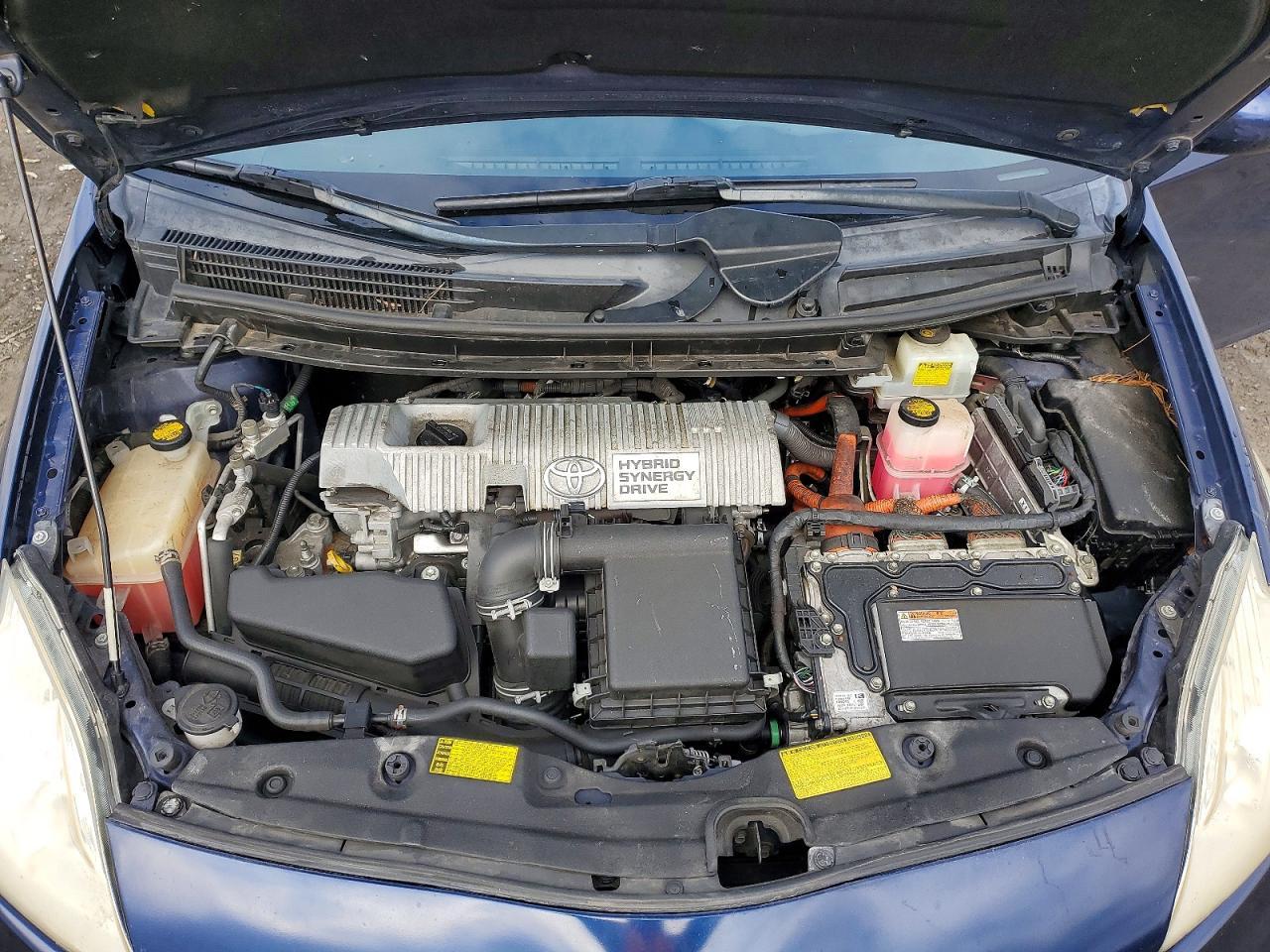 2013 TOYOTA PRIUS