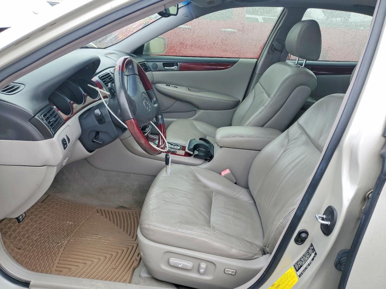 2004 LEXUS ES 330