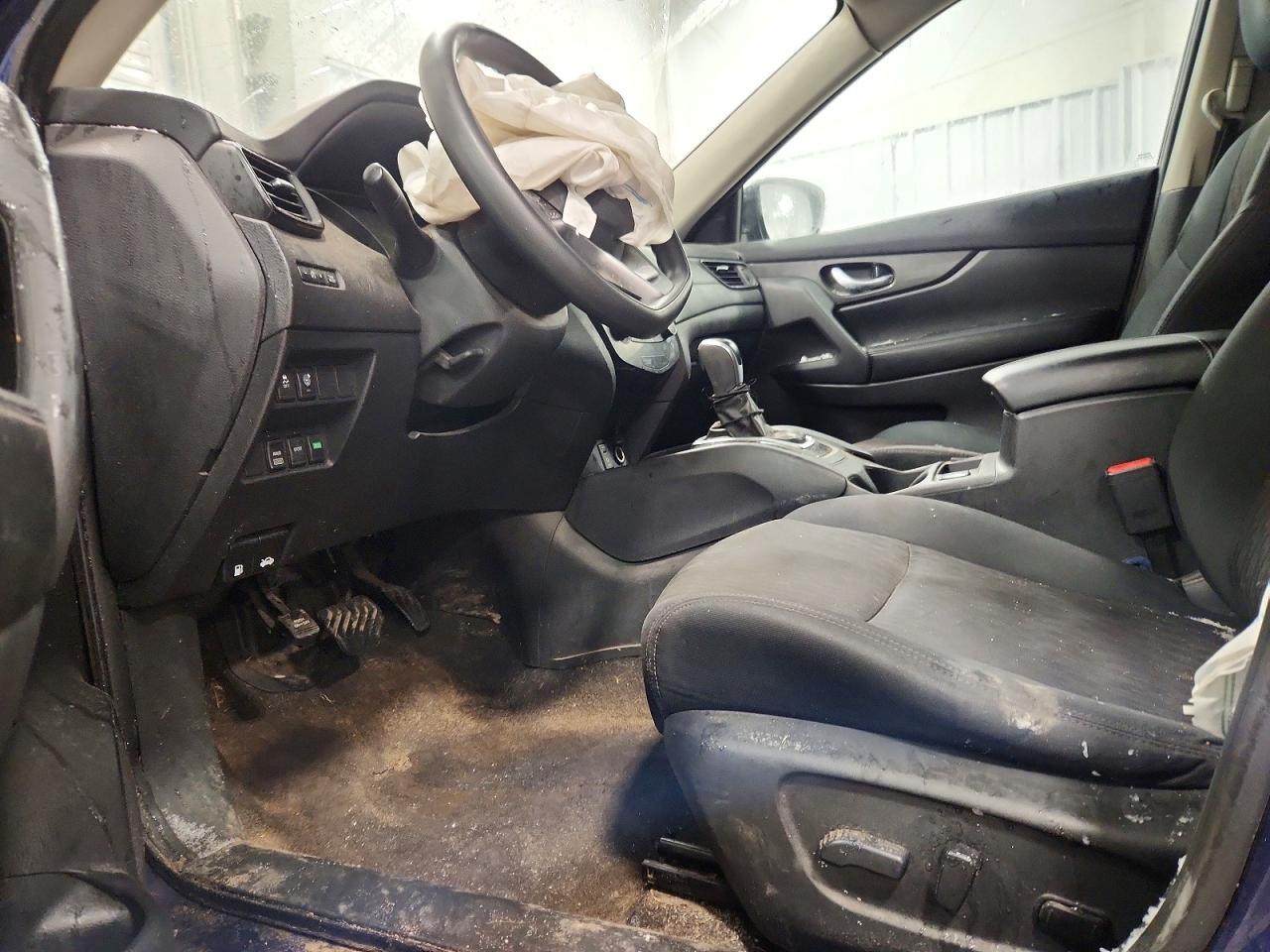 2017 NISSAN ROGUE