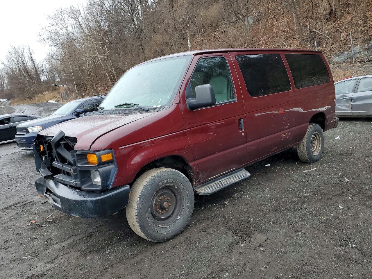 2010 FORD Econoline E350
