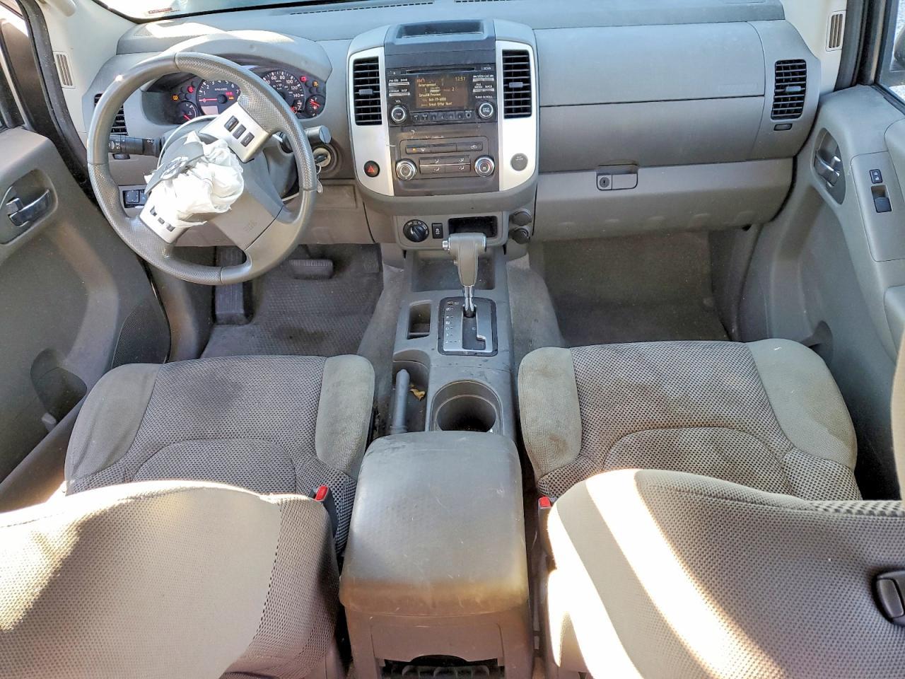 2014 NISSAN Frontier