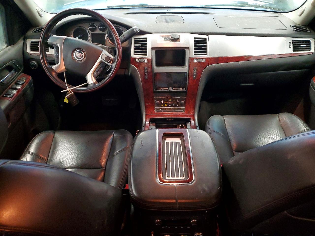 2013 CADILLAC Escalade EXT
