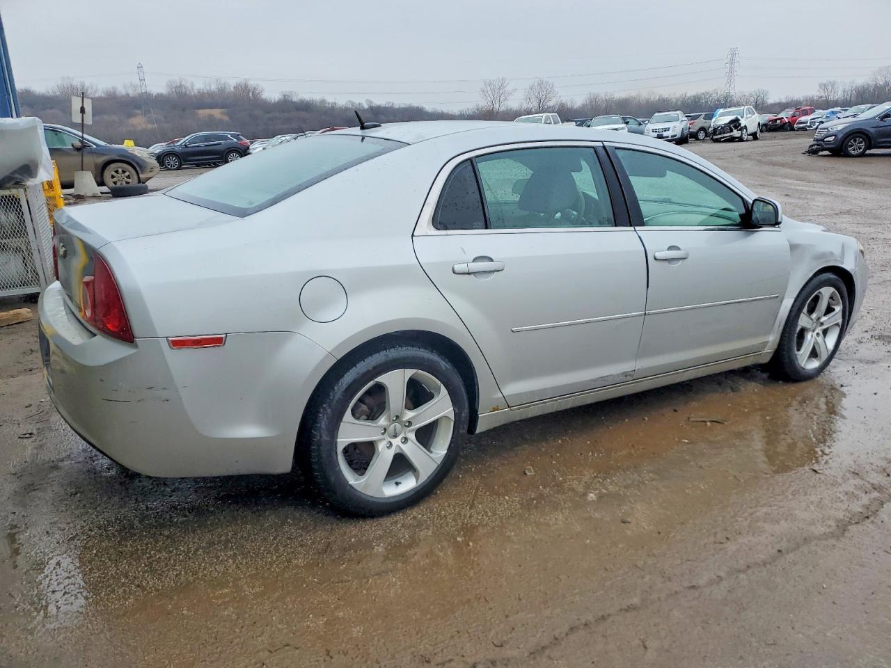 2011 CHEVROLET MALIBU