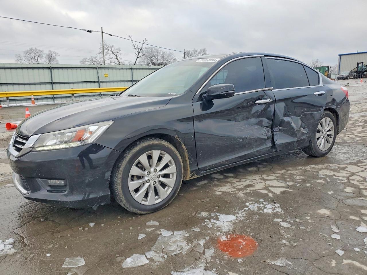 2015 HONDA ACCORD