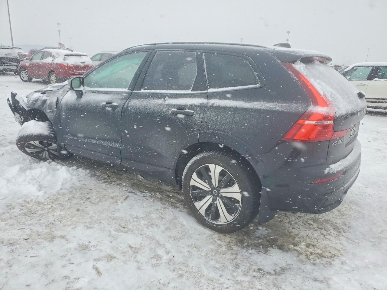 2025 VOLVO XC60