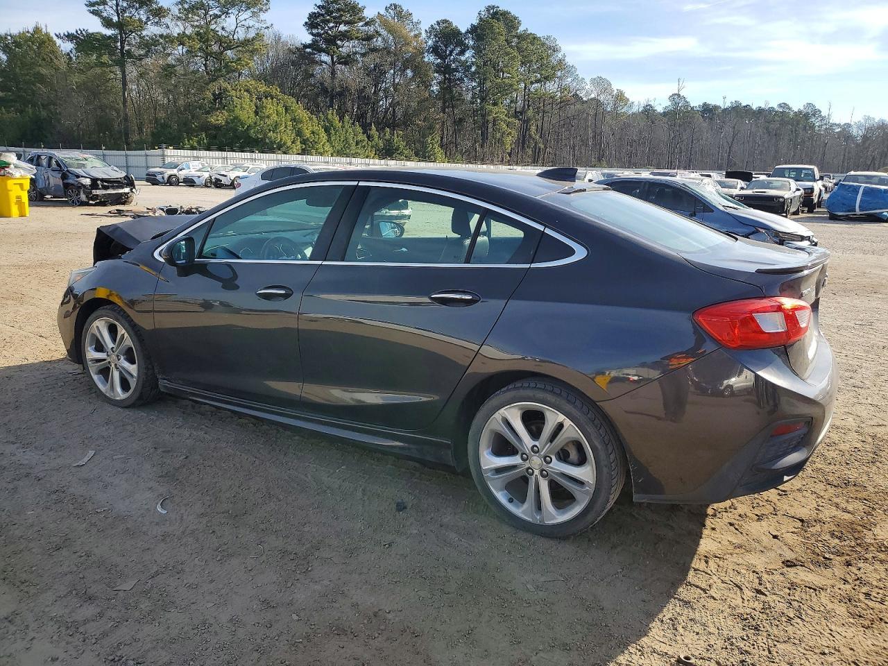 2017 CHEVROLET CRUZE