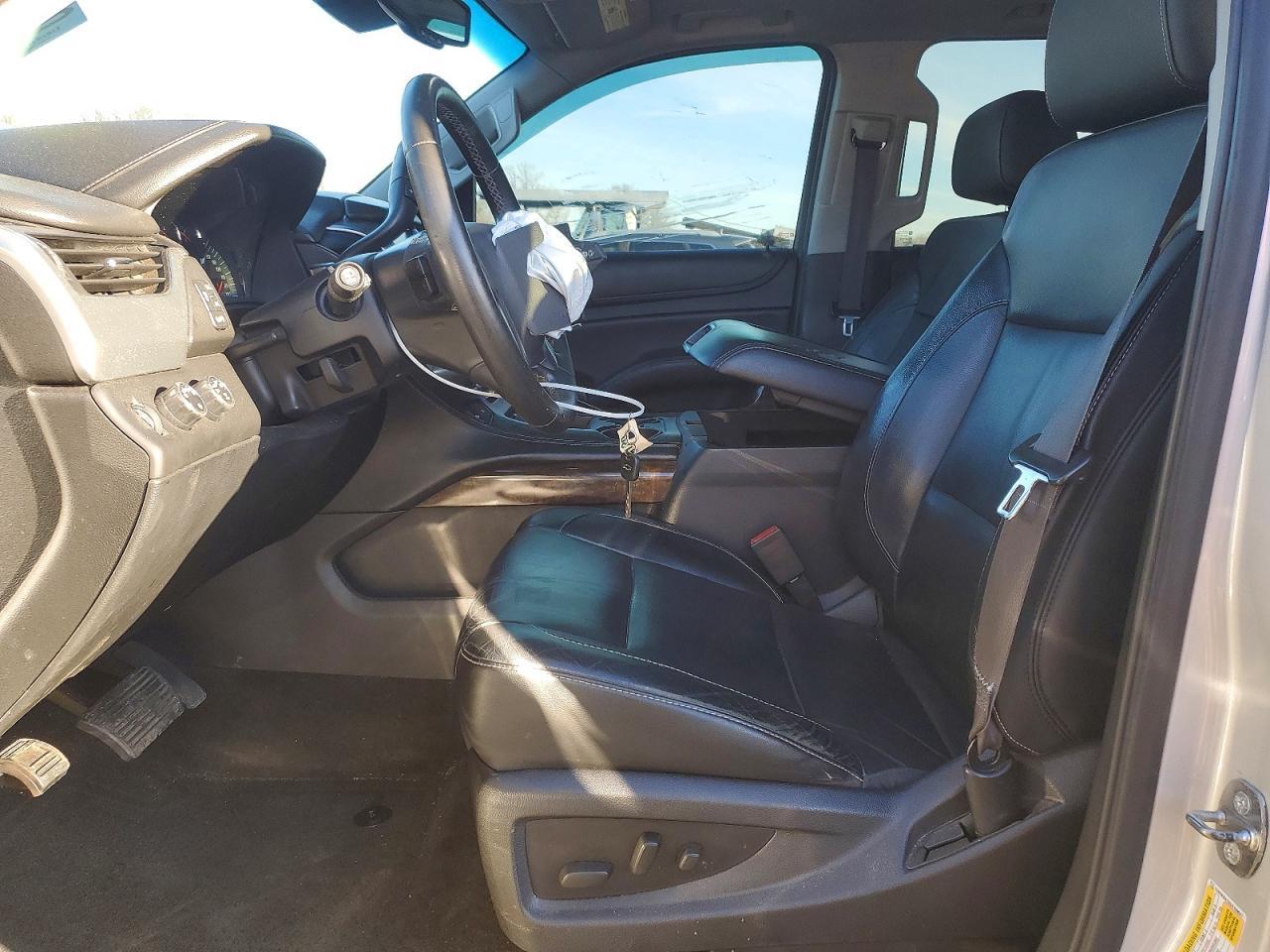2016 CHEVROLET Tahoe