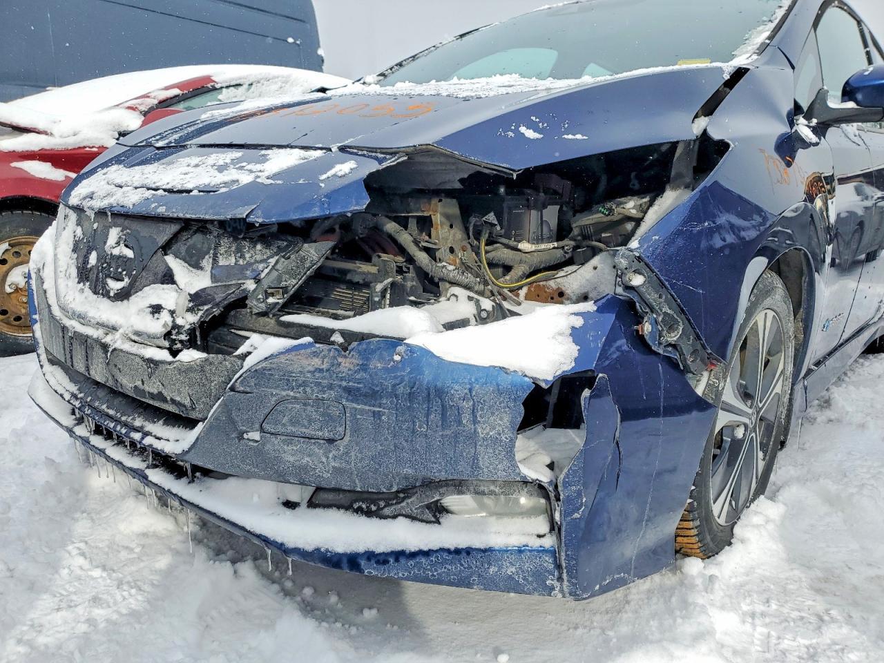 2019 NISSAN LEAF