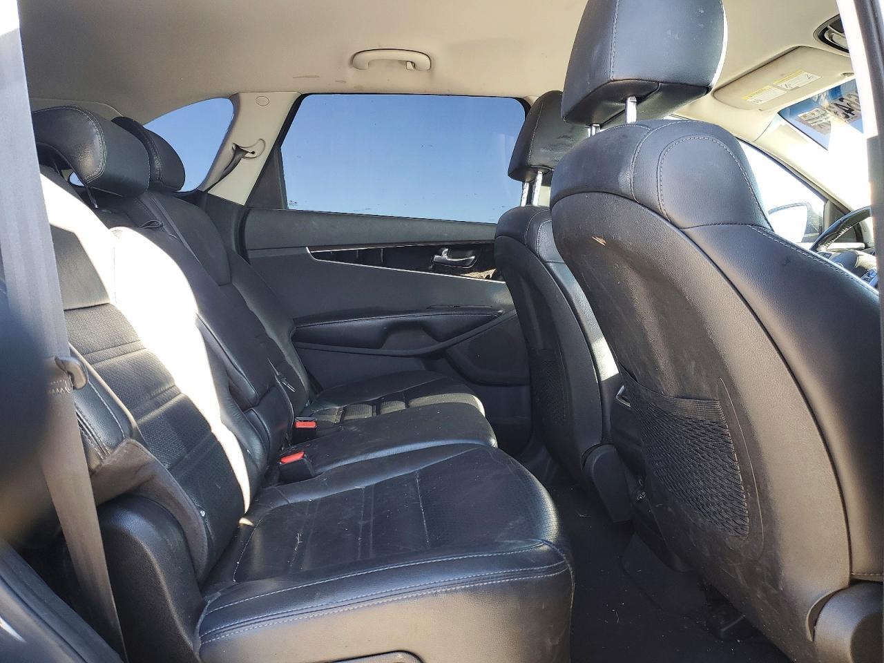 2019 KIA SORENTO