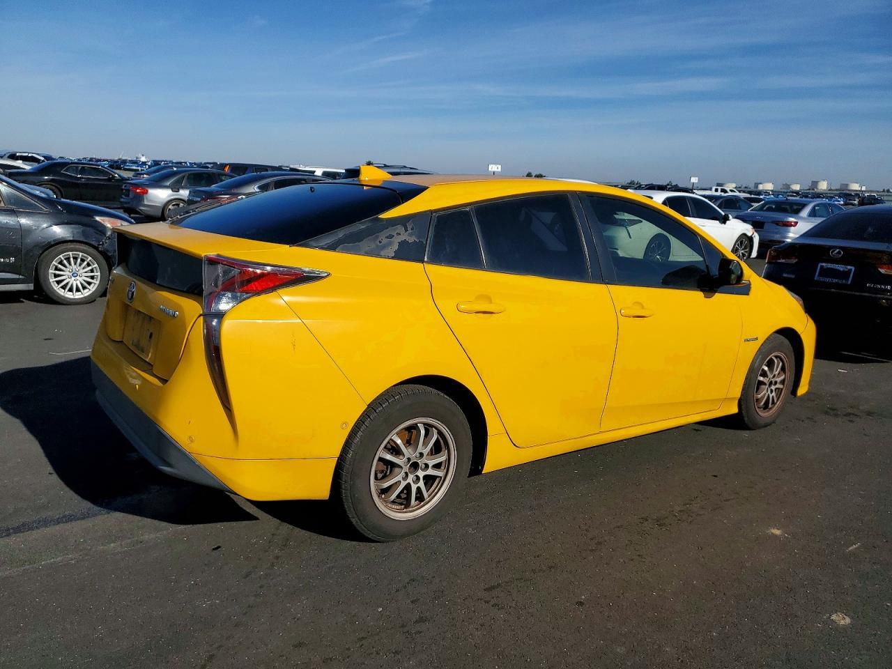 2018 TOYOTA PRIUS