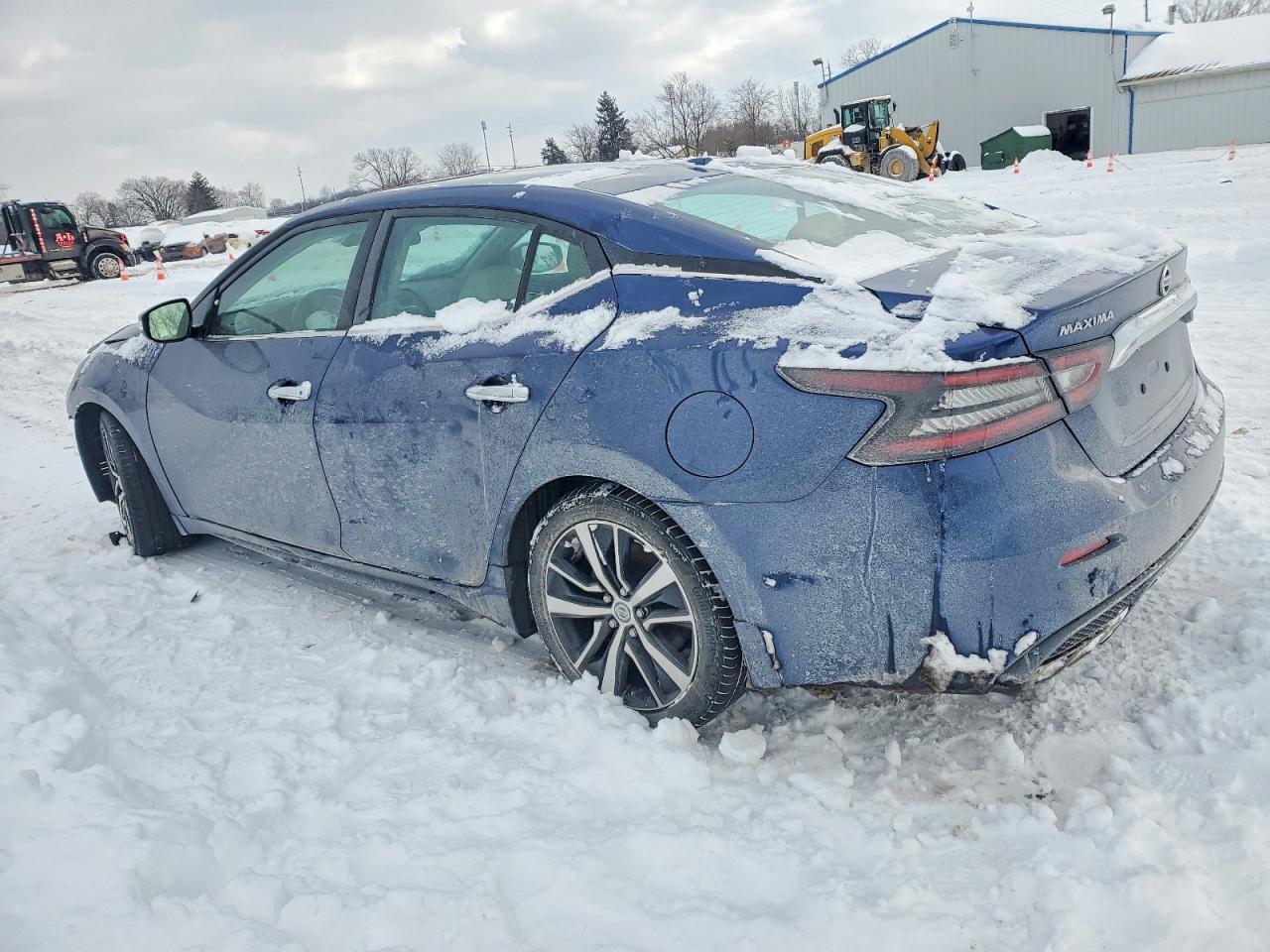 2021 NISSAN
