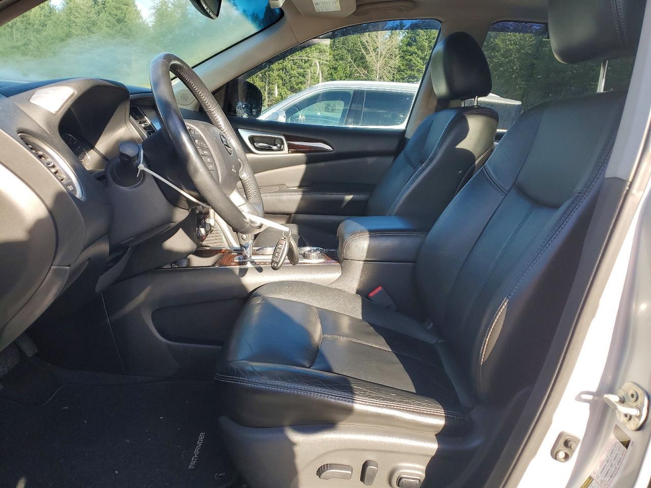 2013 NISSAN PATHFINDER