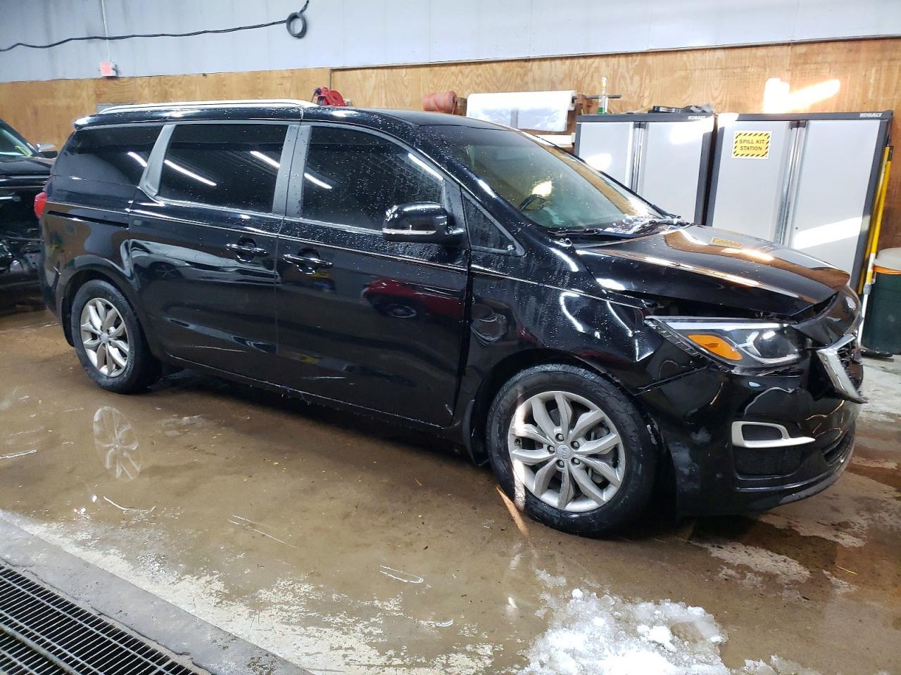2019 KIA SEDONA