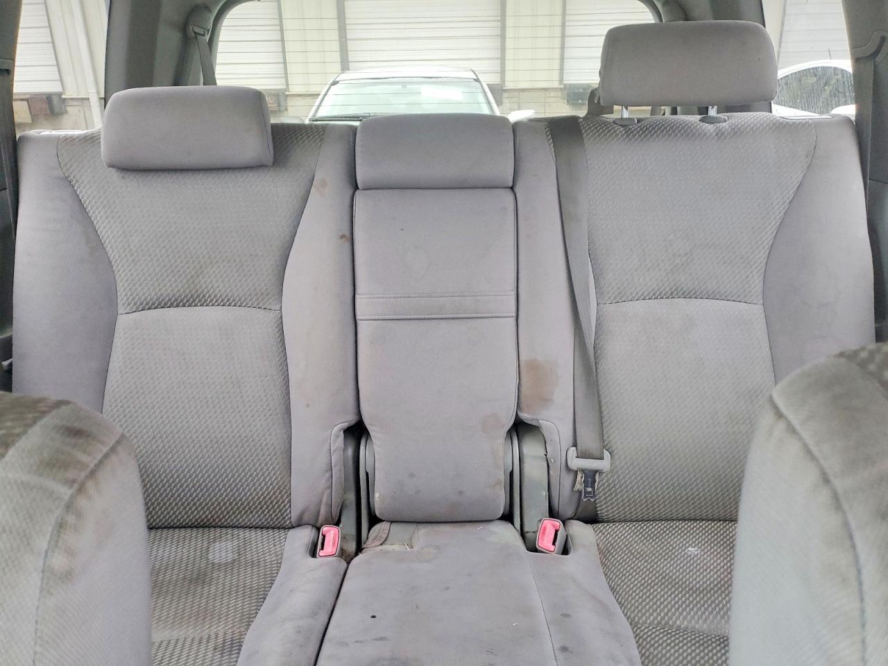 2004 TOYOTA HIGHLANDER