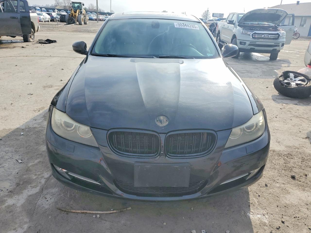 2011 BMW 3 SERIES