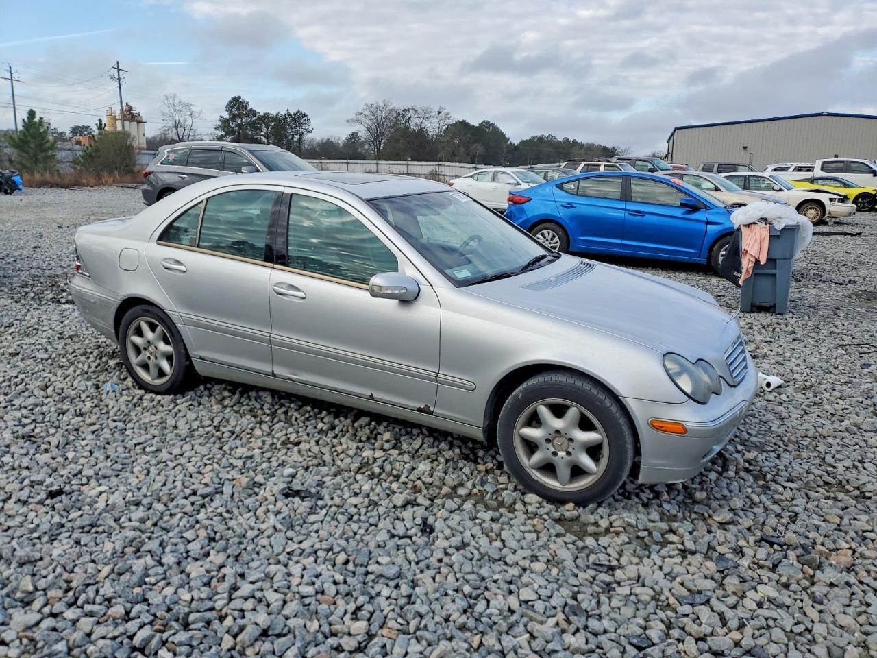 2002 MERCEDES-BENZ C-CLASS