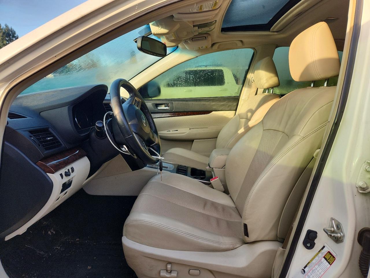 2014 SUBARU Legacy