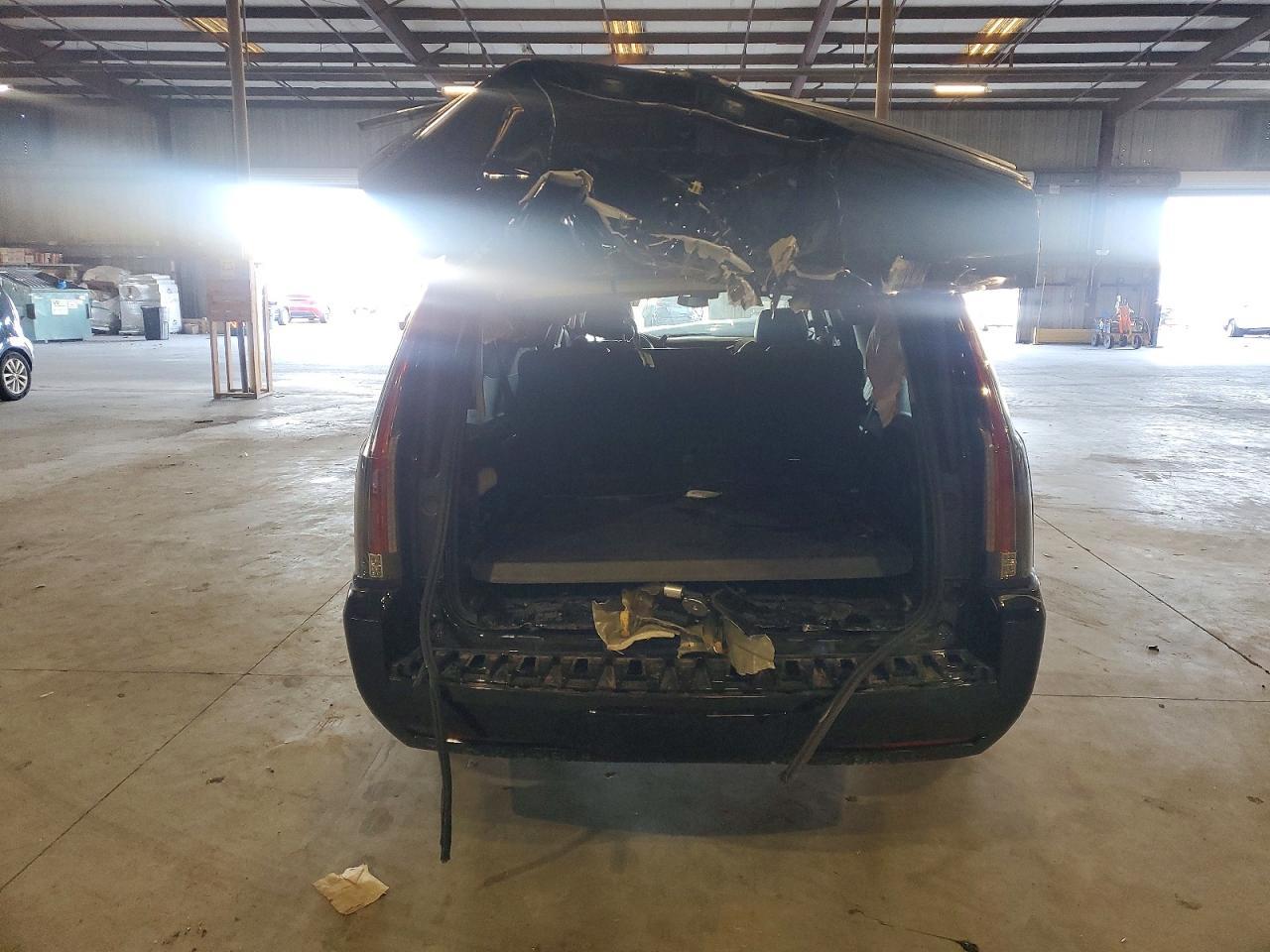 2017 CADILLAC Escalade ESV