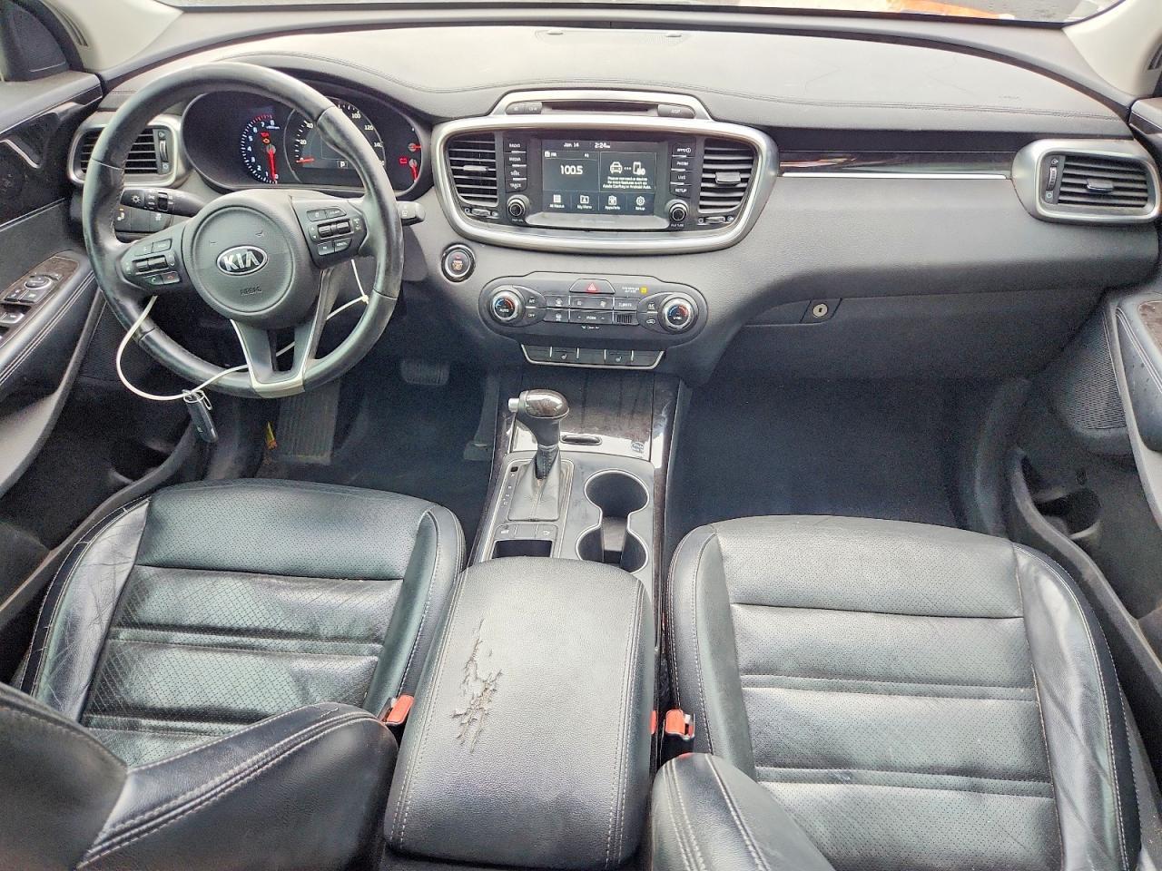 2017 KIA SORENTO
