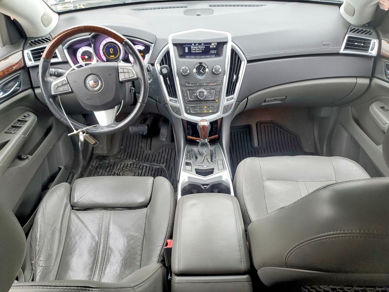 2010 CADILLAC SRX