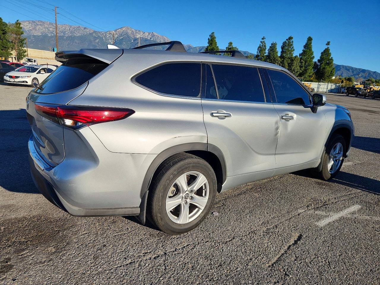 2020 TOYOTA HIGHLANDER