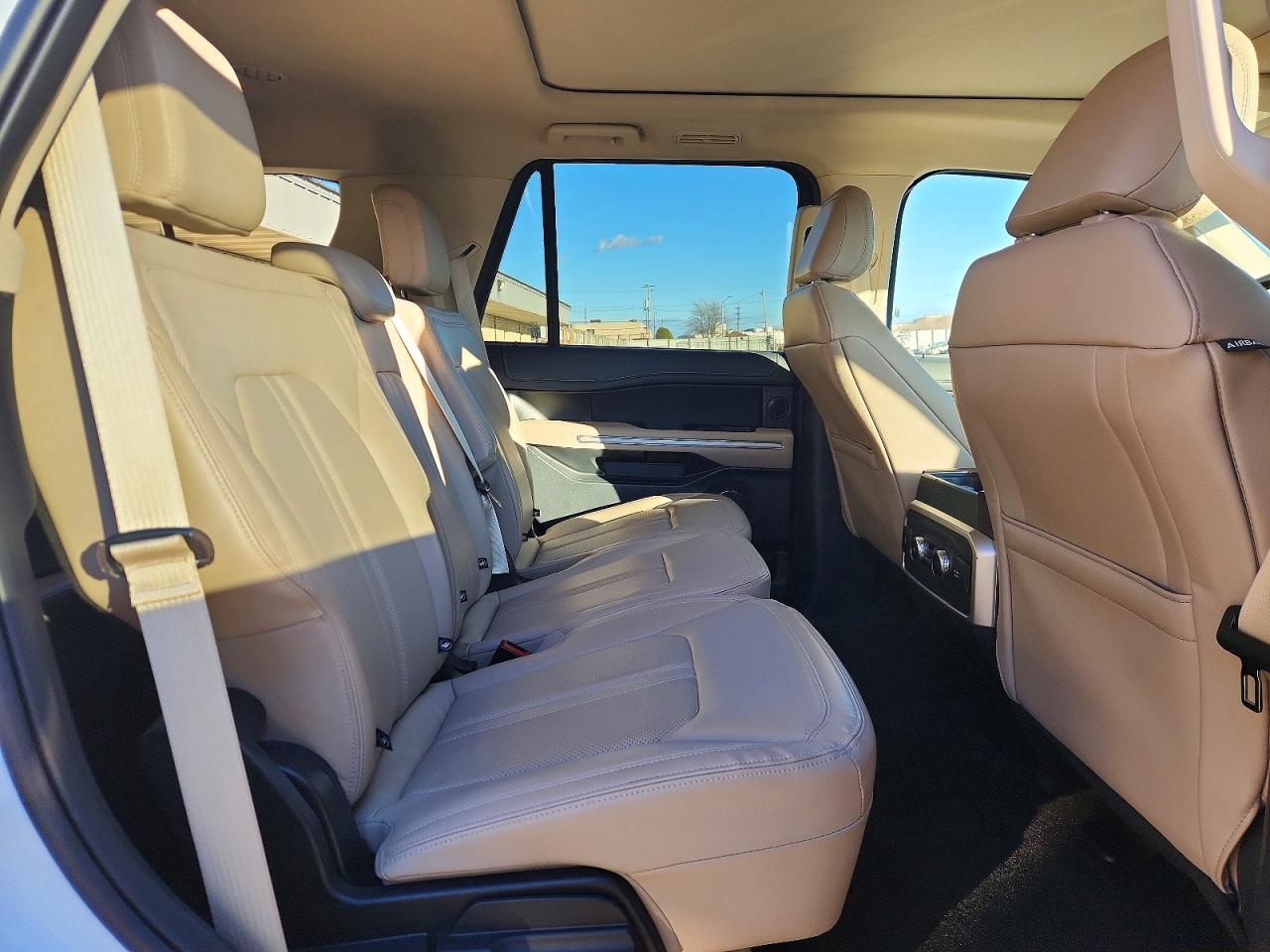 2022 FORD Expedition