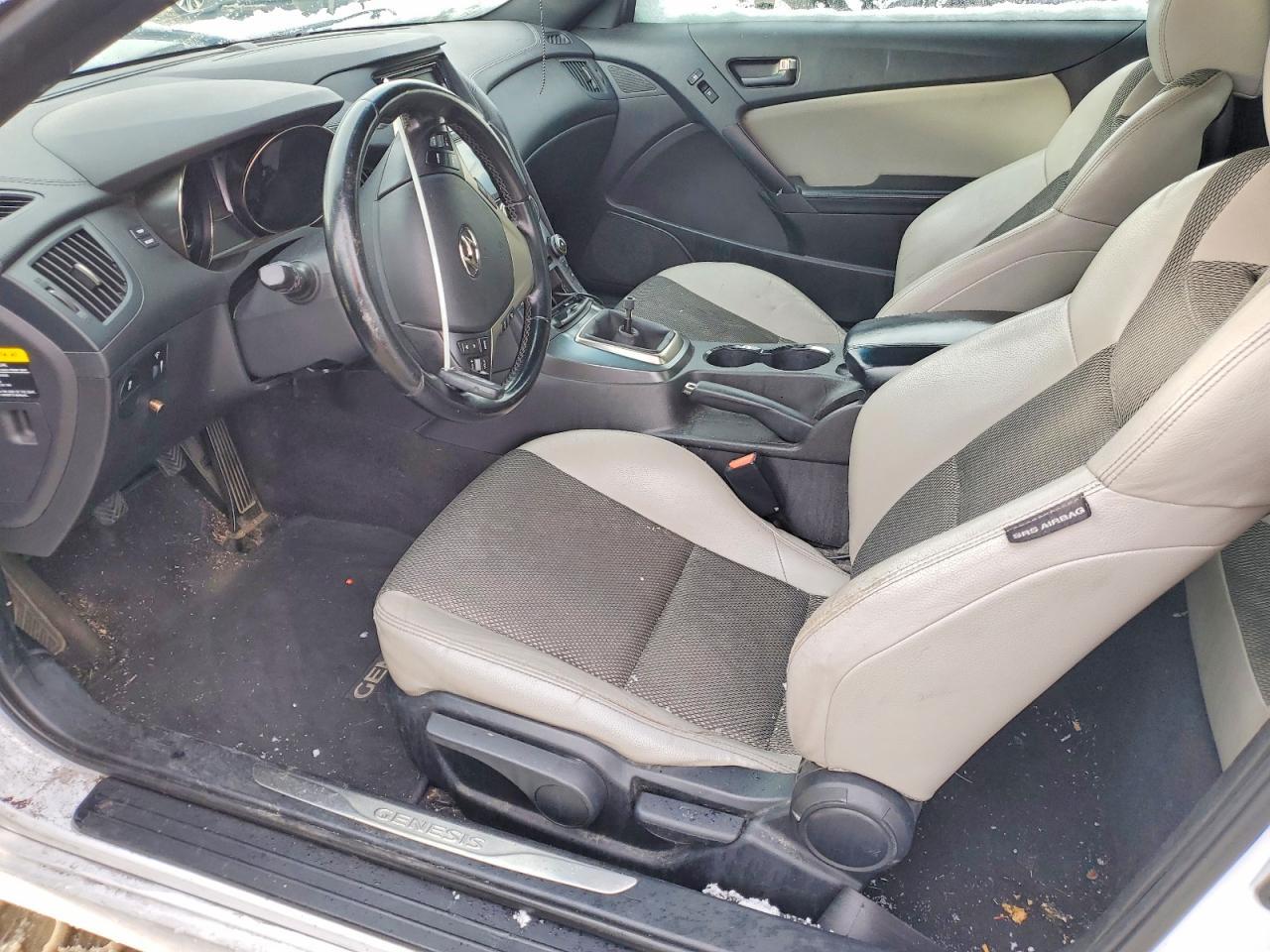 2015 HYUNDAI GENESIS