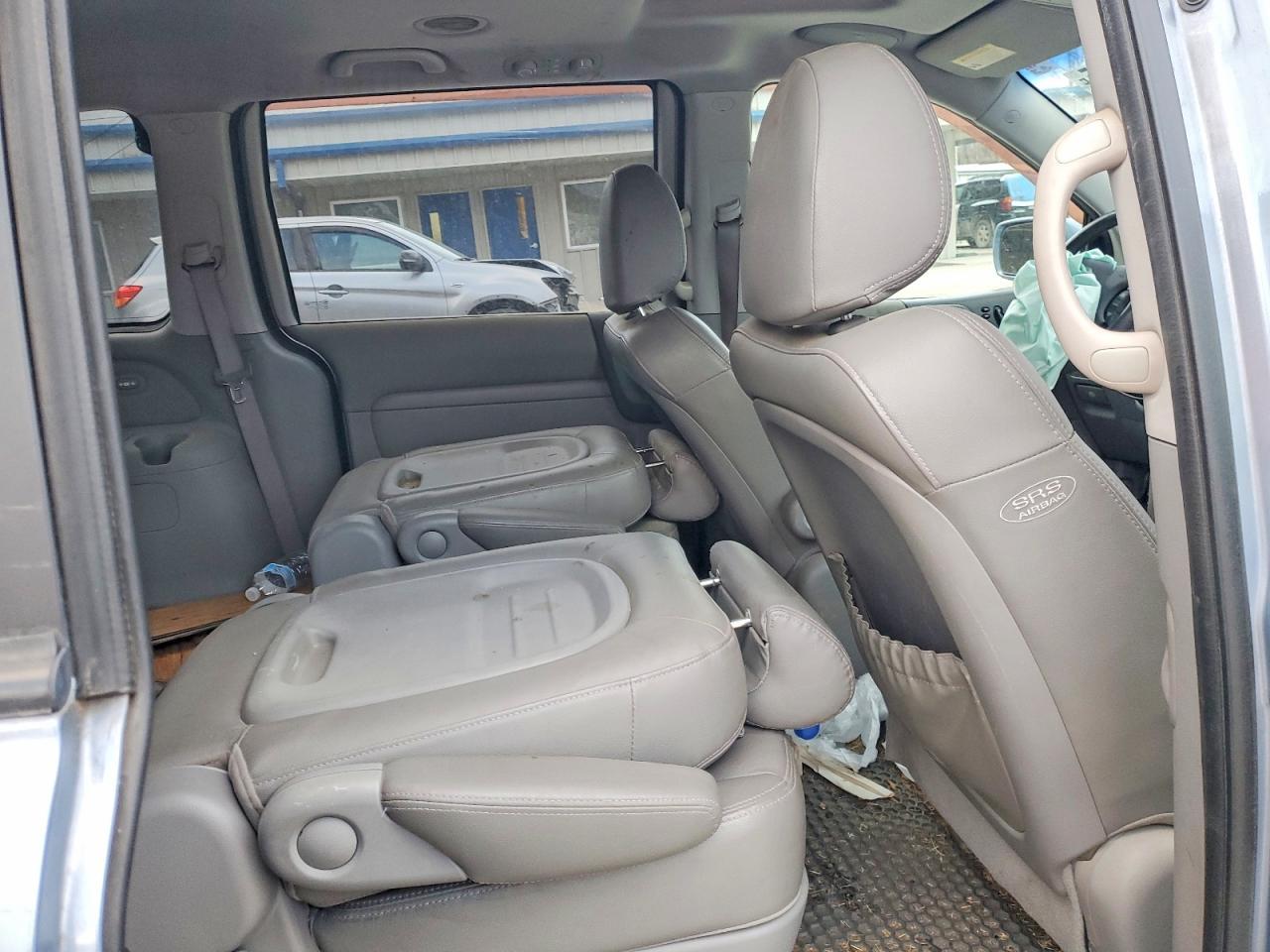 2008 KIA SEDONA