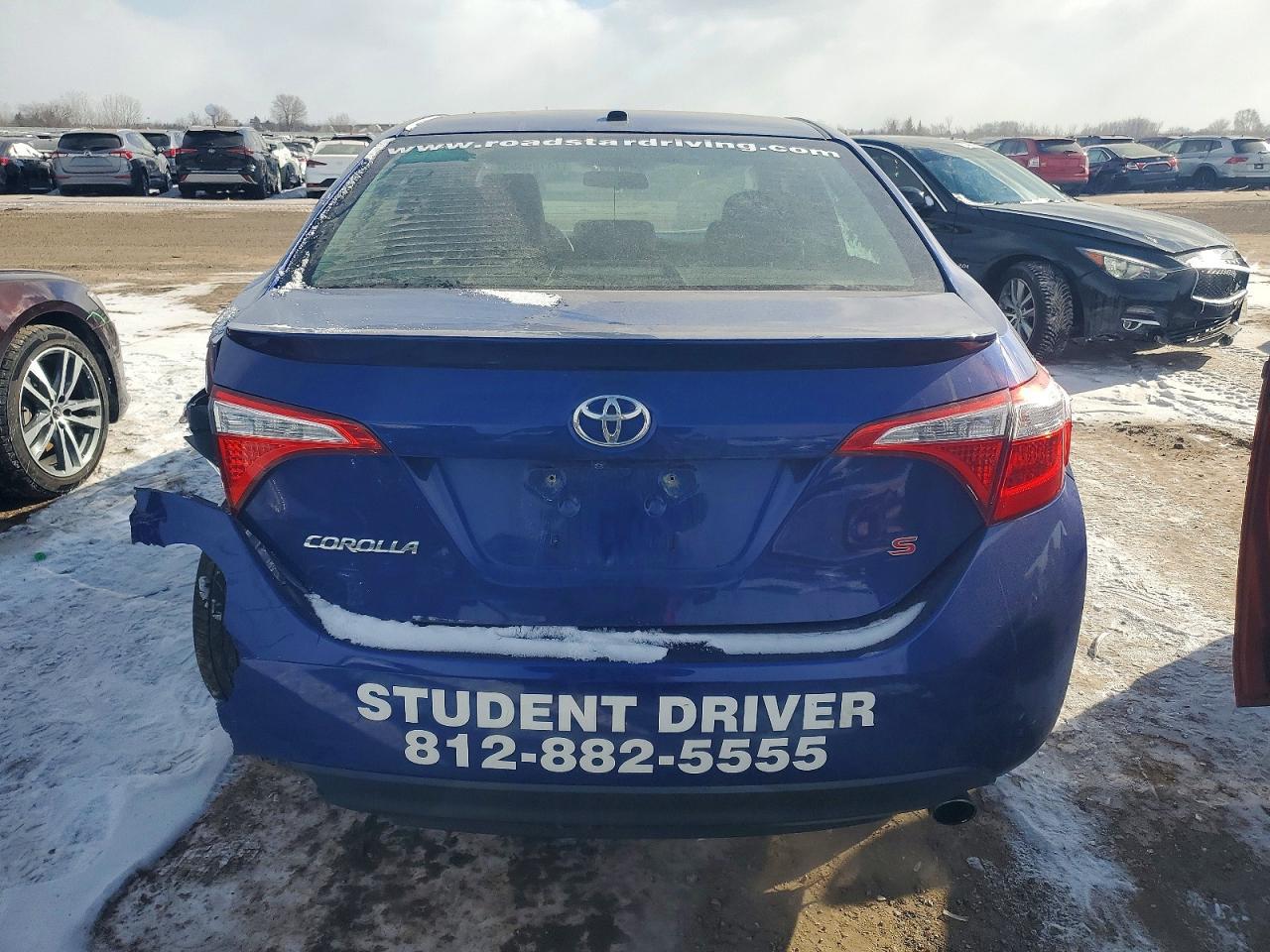 2015 TOYOTA COROLLA