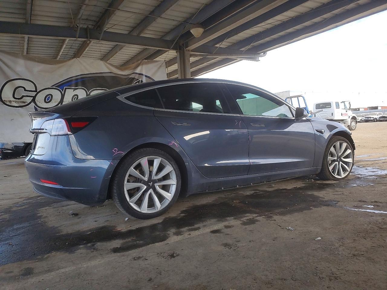 2020 TESLA MODEL 3