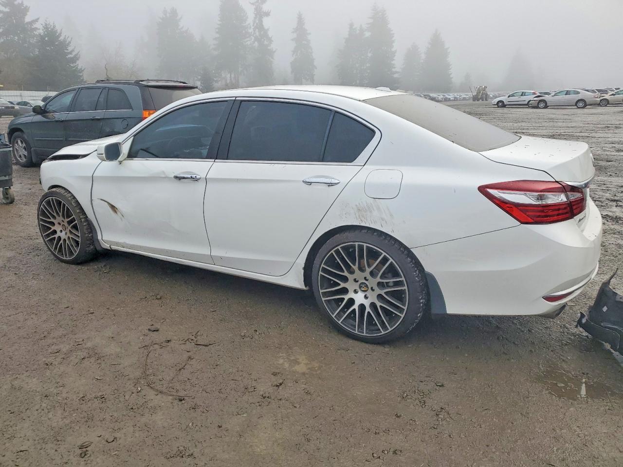 2016 HONDA ACCORD