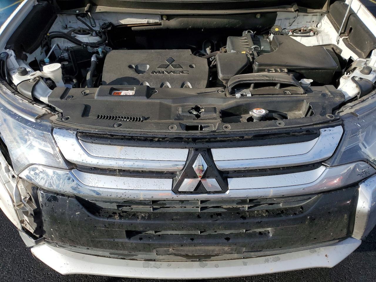 2017 MITSUBISHI outlander