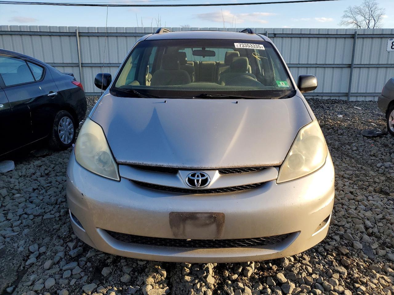 2006 TOYOTA SIENNA