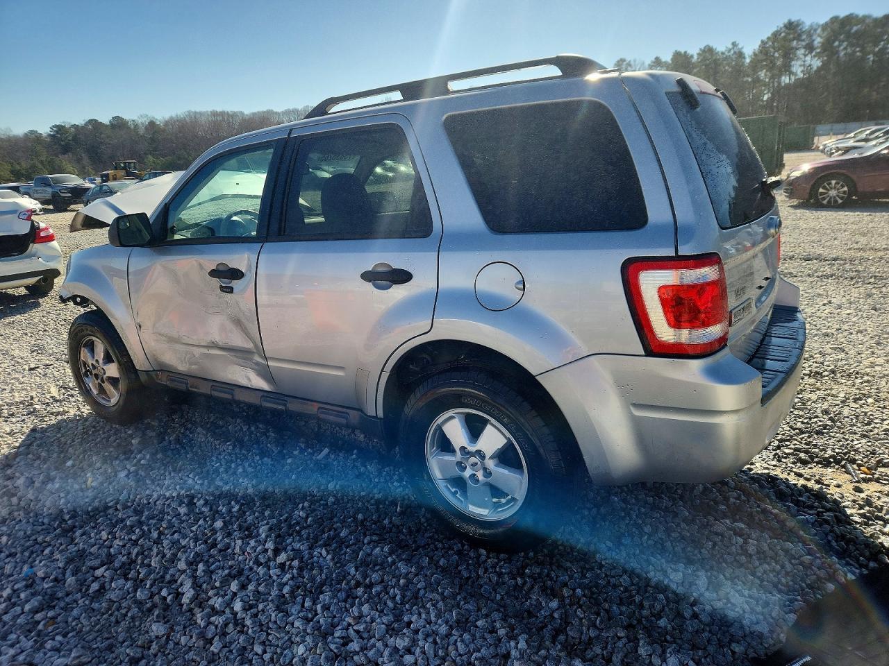 2010 FORD ESCAPE