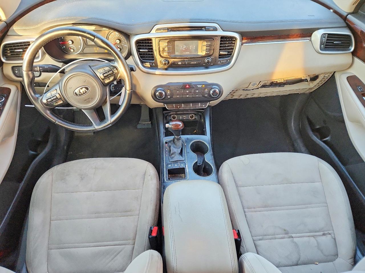 2016 KIA SORENTO