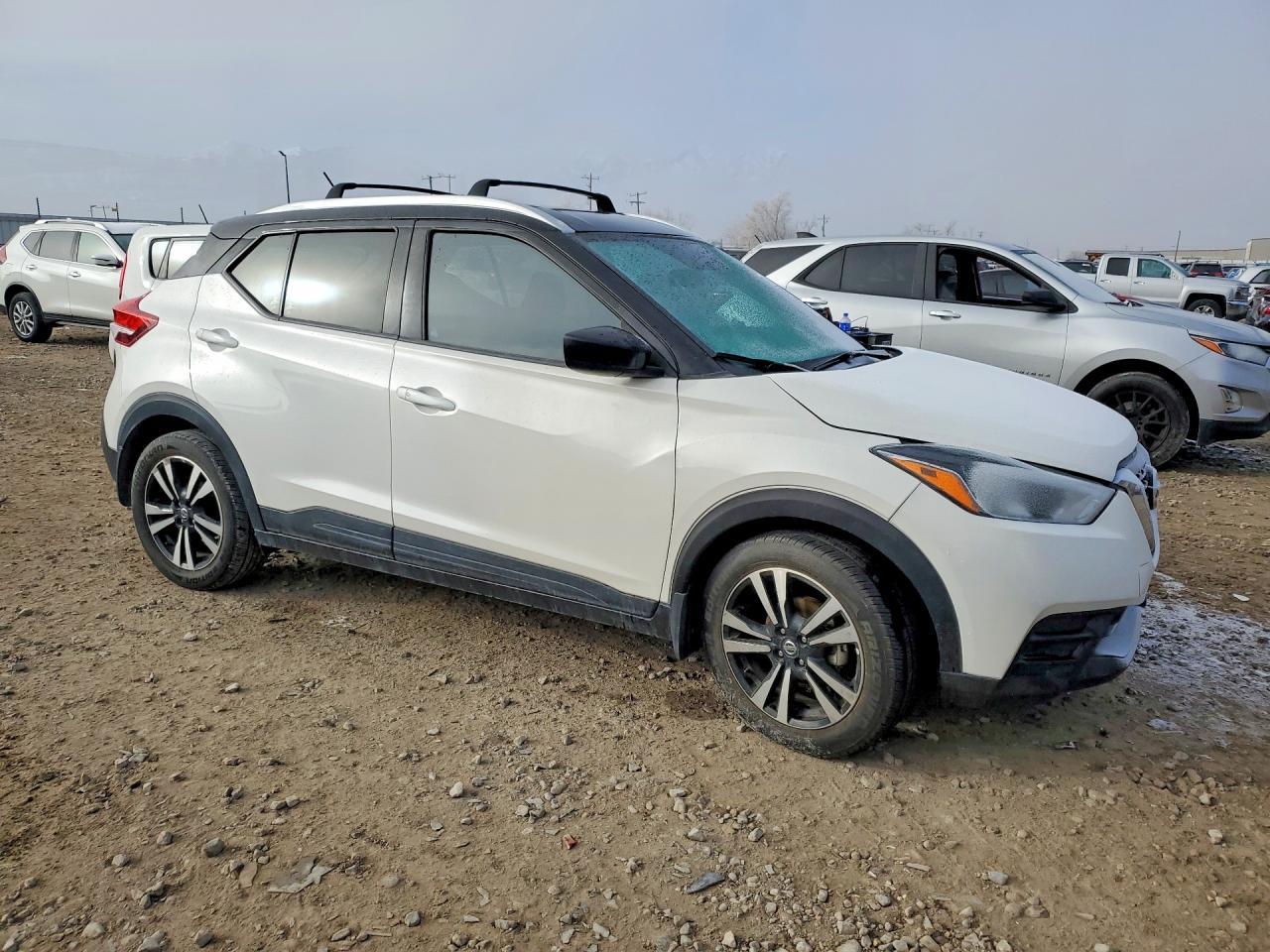 2018 NISSAN KICKS