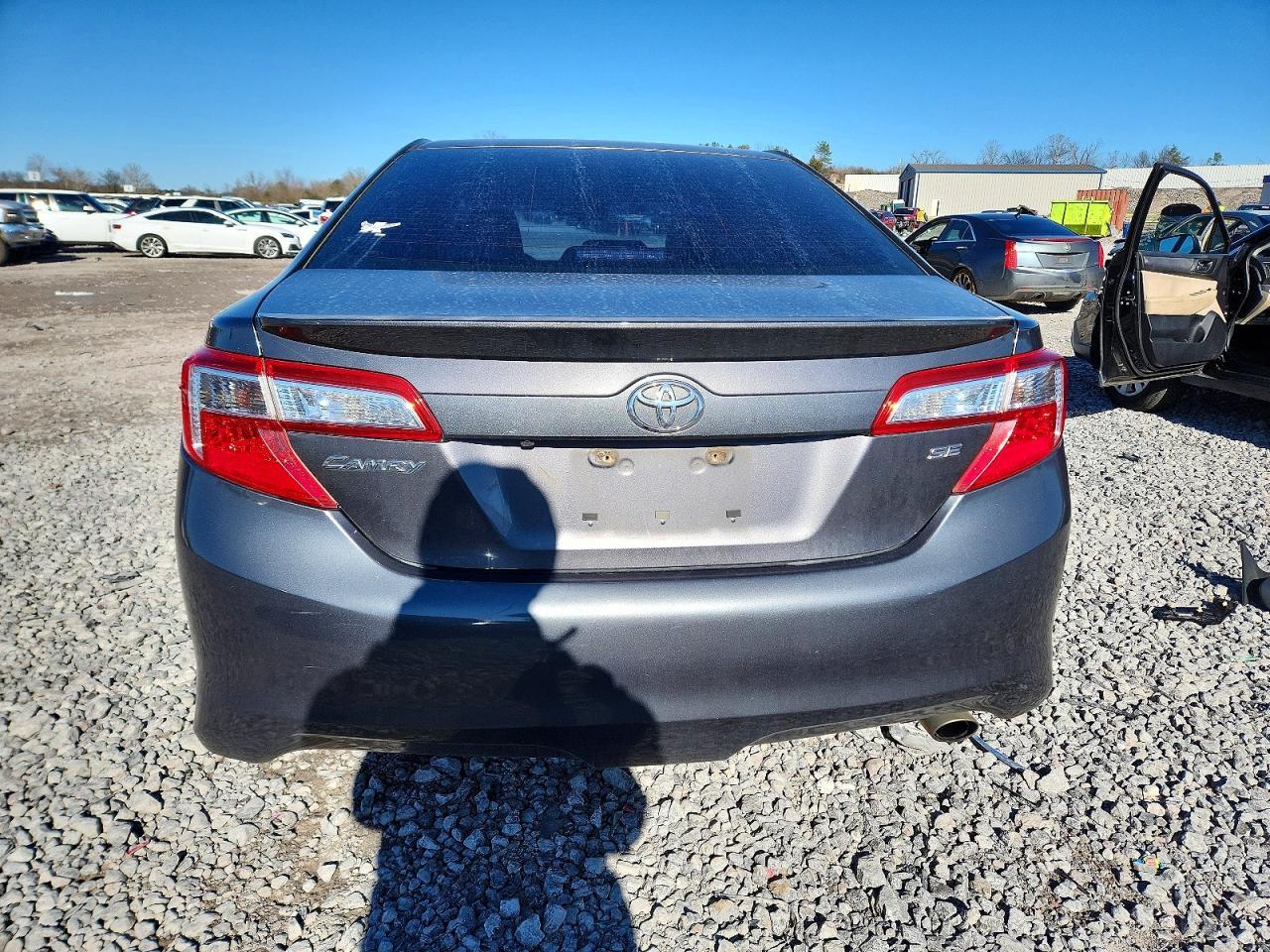 2014 TOYOTA CAMRY