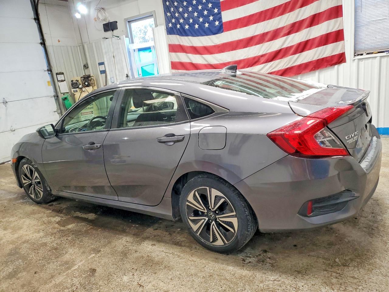 2018 HONDA CIVIC