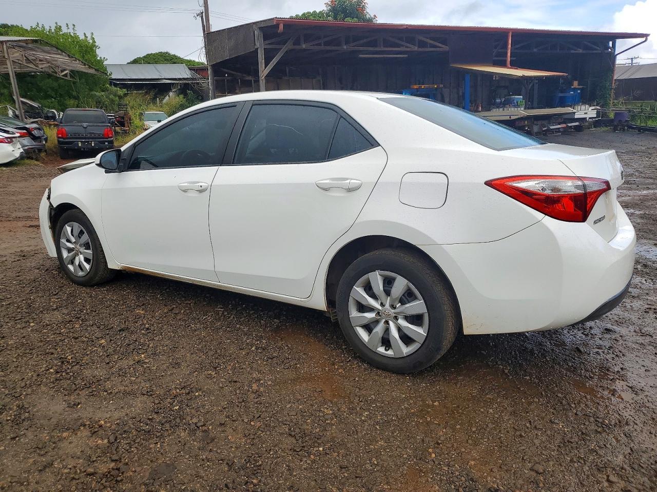 2015 TOYOTA COROLLA