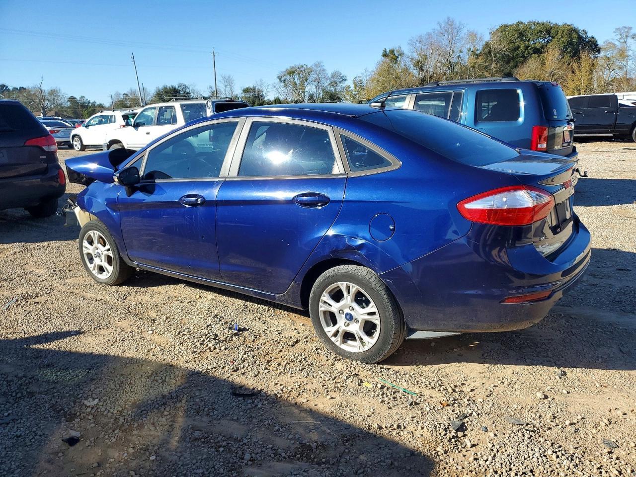 2016 FORD Fiesta
