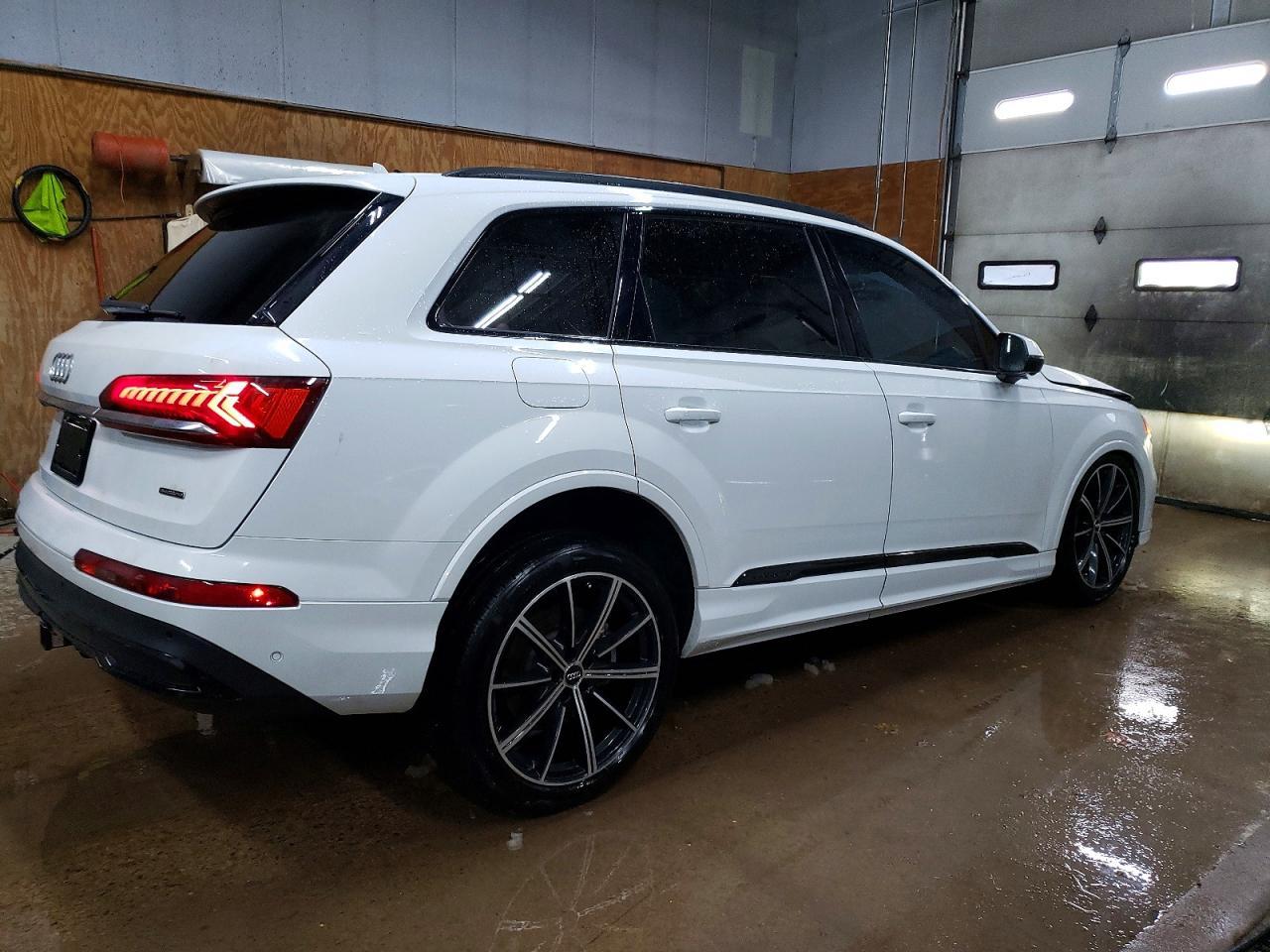2020 AUDI Q7