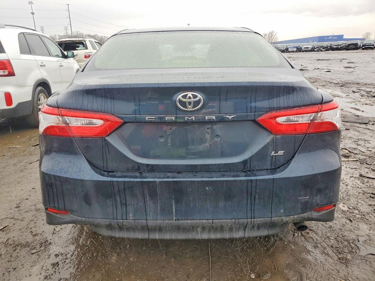 2018 TOYOTA CAMRY