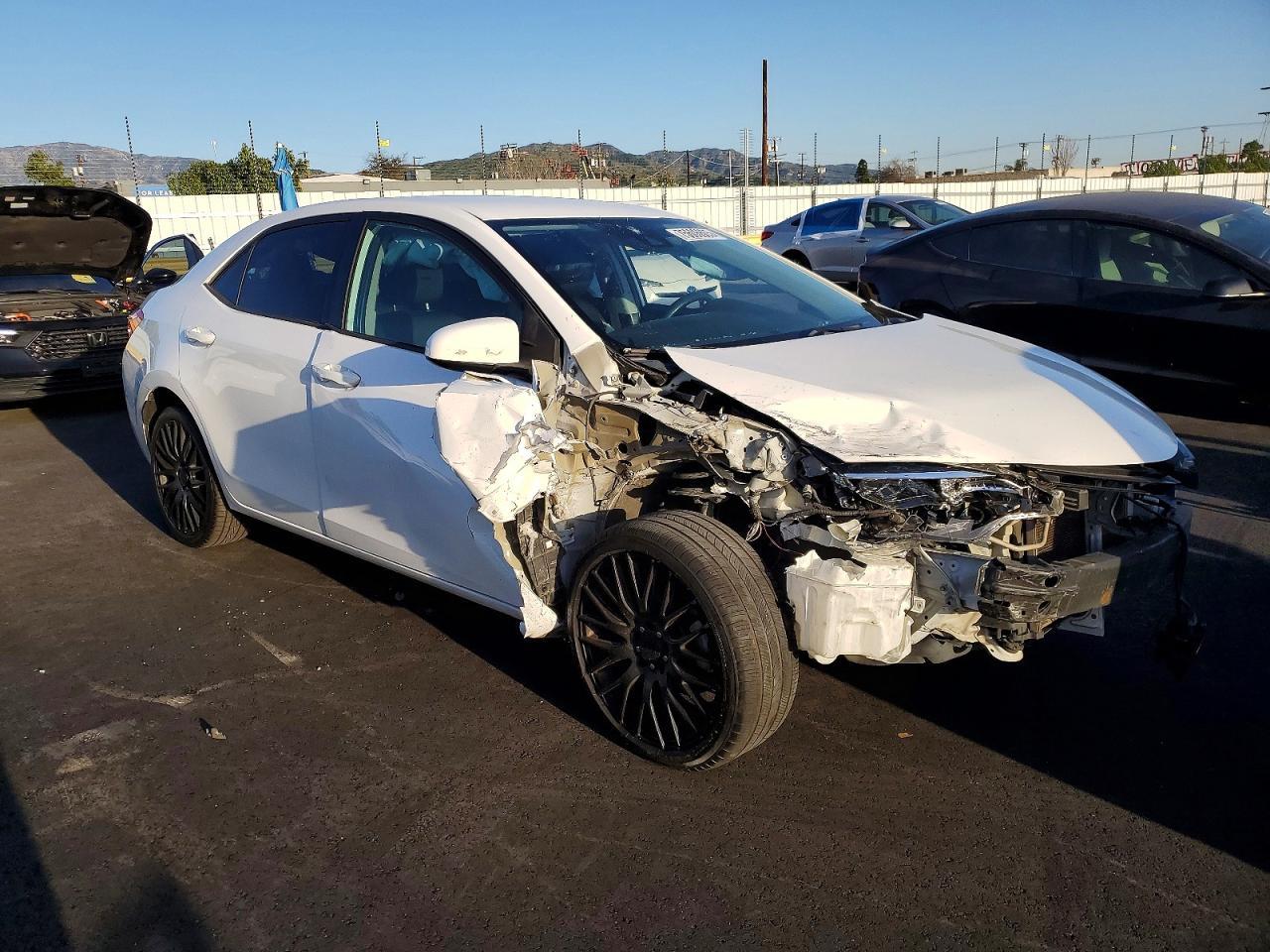 2018 TOYOTA COROLLA