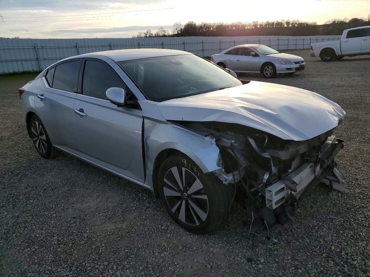 2020 NISSAN ALTIMA
