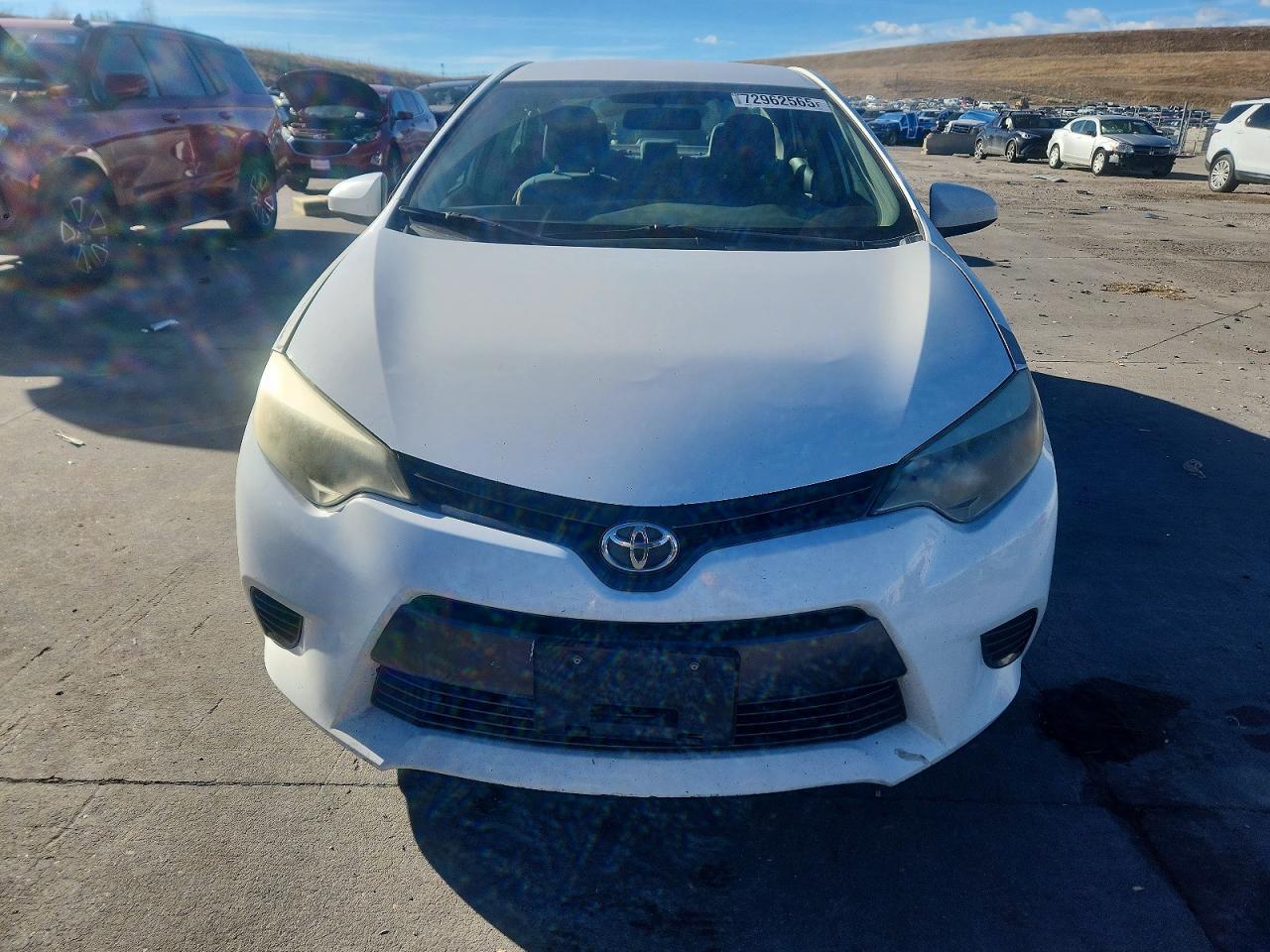 2015 TOYOTA COROLLA